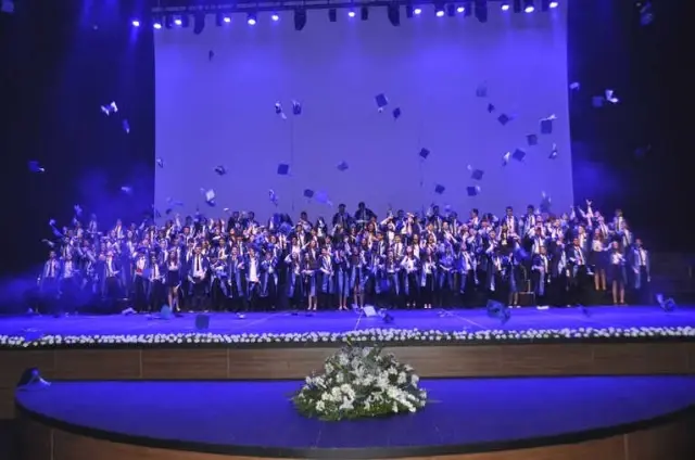 Gkv Ortaokulu 54. Yıl Mezunlarına Kep Töreni Gkv Ortaokulu 54. Yıl Mezunlarına Kep Töreni