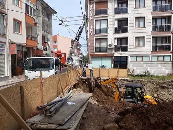 İnşaat Alanındaki Doğalgaz Parlaması Paniğe Sebep Oldu