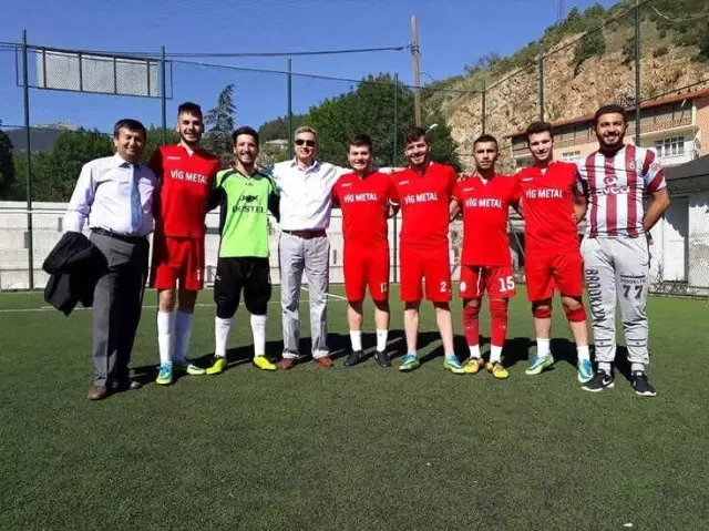Şaphane'de Futbol Turnuvası Sona Erdi