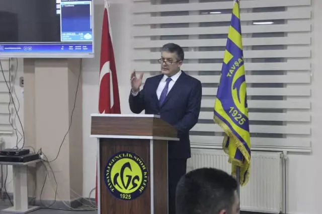 Tavşanlı Gençlikspor'da Hasan Ordu Güven Tazeledi