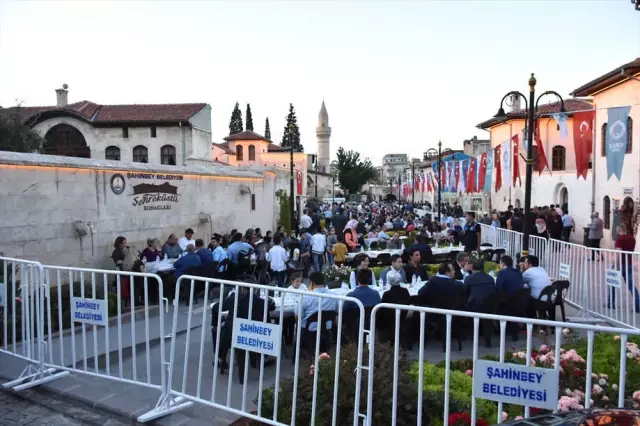 Gaziantep'te Şehit Ailelerine İftar