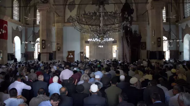 Ramazanın İlk Cuma Namazı