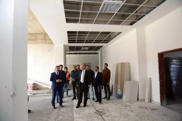 Vali Azizoğlu, İnşaatı Devam Eden Okulları İnceledi Vali Azizoğlu, İnşaatı Devam Eden Okulları İnceledi