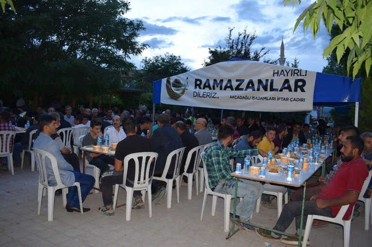 Akçadağ'da İftar Çadırı Ramazan Boyu Hizmet Verecek