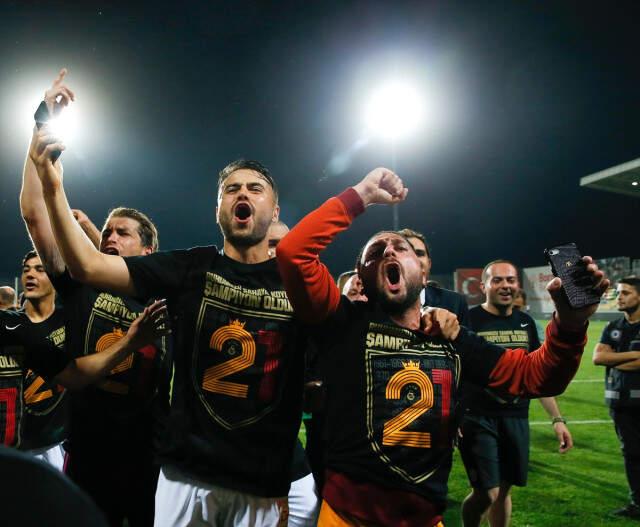 Galatasaray, 60 Yıllık Lig Tarihinde Fenerbahçe'ye İlk Kez 2 Şampiyonluk Fark Attı