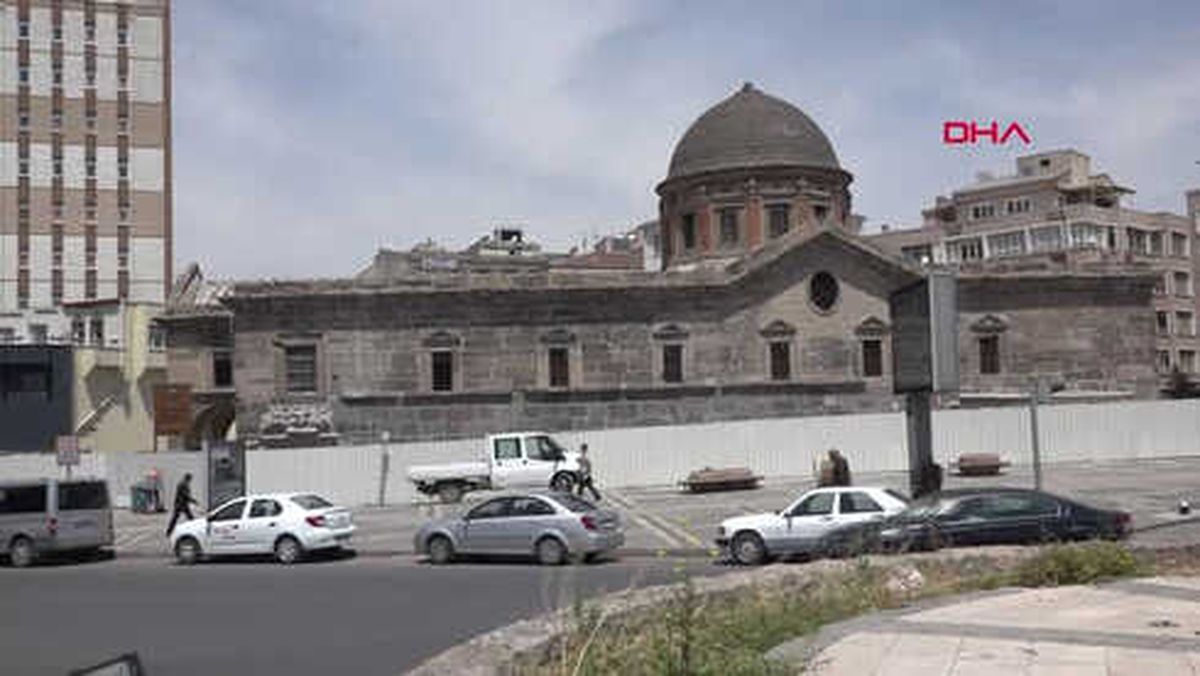 Kayseri Tarihi Kilise, Kütüphane Oluyor -Hd