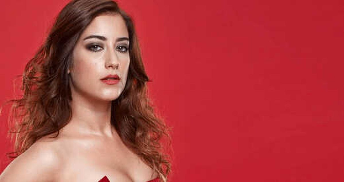 Hazal Kaya'dan Şaşırtan İtiraf: Bekaret Testi Sahnesi Psikolojimi Bozdu