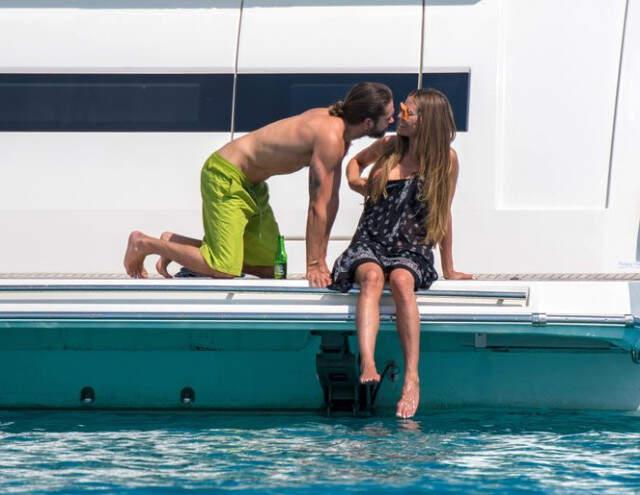 Heidi Klum Kendisinde 16 Yaş Büyük Sevgilisiyle Teknede Aşk Tazeledi