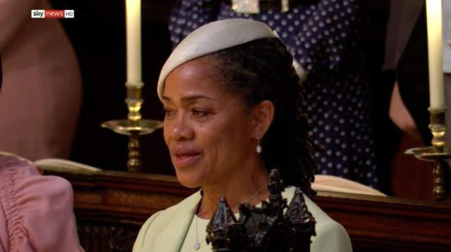 Meghan Markle ve Prens Harry'nin Öpüşme Anı Coşkuyla kutlandı