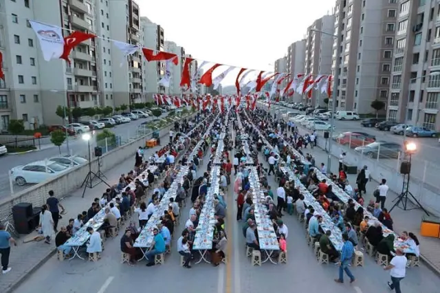Yavuz Sultan Selim'de Bin 500 Kişilik İftar
