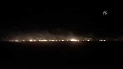 Hatay'da Buğday Tarlasında YangınBuğday Tarlasında Yangın