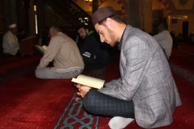 Ramazan Ayının 14 Asırlık 'Mukabele' Geleneği Ramazan Ayının 14 Asırlık 'Mukabele' Geleneği