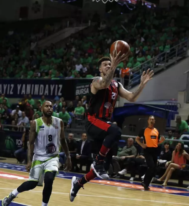 Eskişehir Basket'ten Kritik Maç Öncesi Önemli Karar Eskişehir Basket'ten Kritik Maç Öncesi Önemli Karar