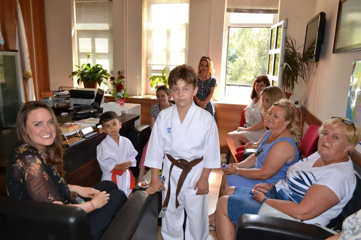 Taçlanan Başarı Kaymakamla Paylaşıldı