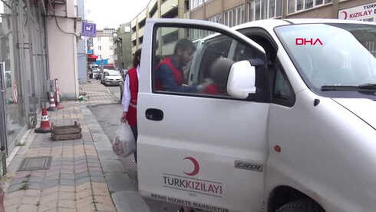 Tokat Her Gün Bir Yaşlı ile İftar Yapıyorlar