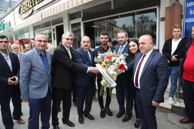AK Parti Milletvekili Adayları Sapanca'da Tanıtıldı AK Parti Milletvekili Adayları Sapanca'da Tanıtıldı