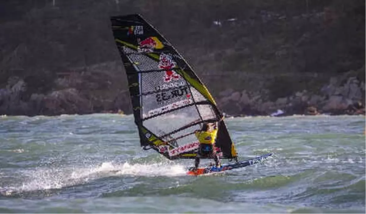 Lena Erdil, Rüzgar Sörfünde İkinci Oldu