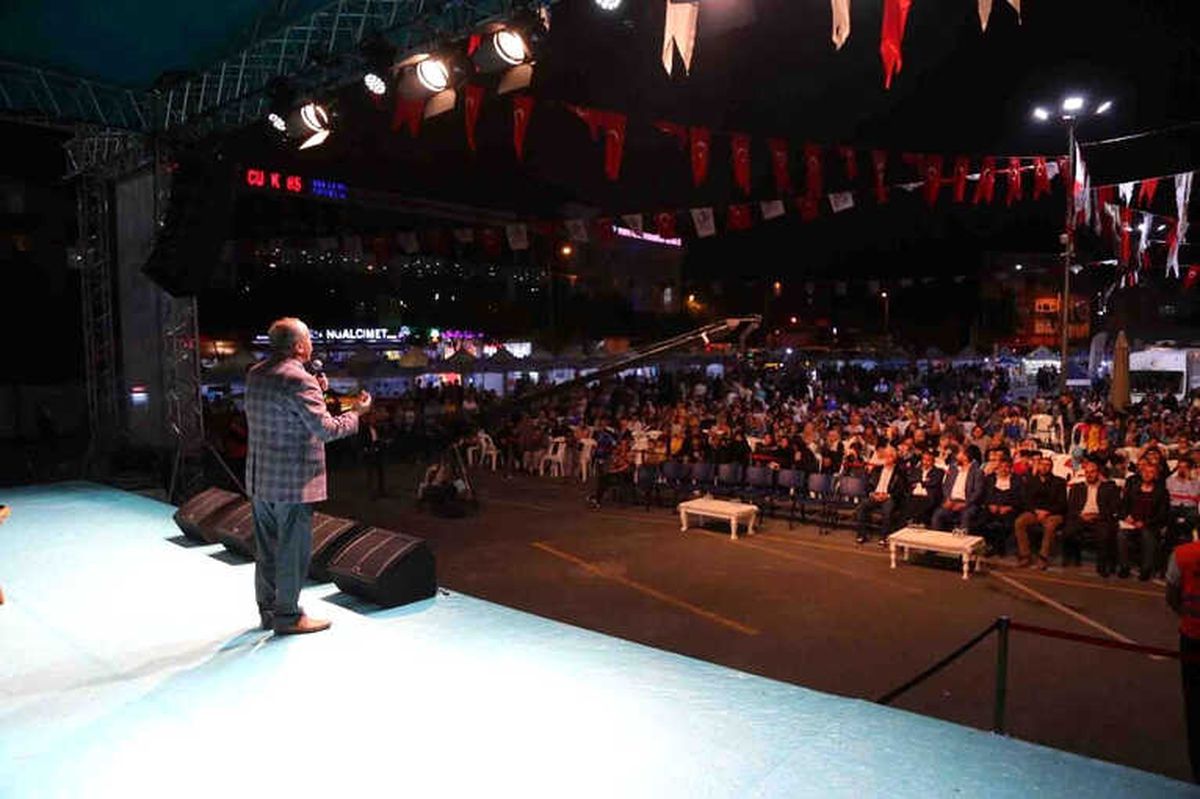 Prof. Dr. Mehmet Çelik, İslam Coğrafyasındaki Kan ve Gözyaşının Nedenini Anlattı