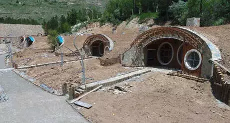 Sivas'ta 'Hobbit Köyü' Yükseliyor