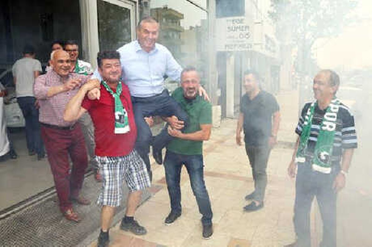 Denizlispor'da Üstek'e Büyük Sürpriz