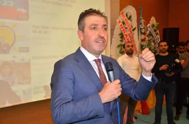 AK Parti Aday Tanıtım Toplantısı Yapıldı AK Parti Aday Tanıtım Toplantısı Yapıldı