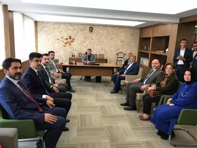 AK Parti Kütahya Milletvekili Adayları Gediz'i Ziyaret Etti AK Parti Kütahya Milletvekili Adayları Gediz'i Ziyaret Etti