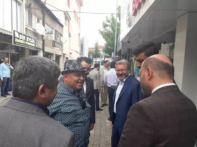 AK Parti Kütahya Milletvekili Adayları Gediz'i Ziyaret Etti AK Parti Kütahya Milletvekili Adayları Gediz'i Ziyaret Etti