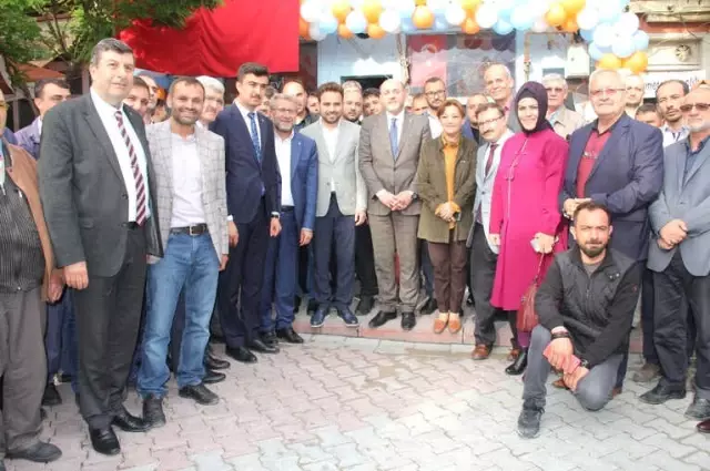 AK Parti'nin Emet'teki Seçim Bürosu Dualarla Açıldı AK Parti'nin Emet'teki Seçim Bürosu Dualarla Açıldı
