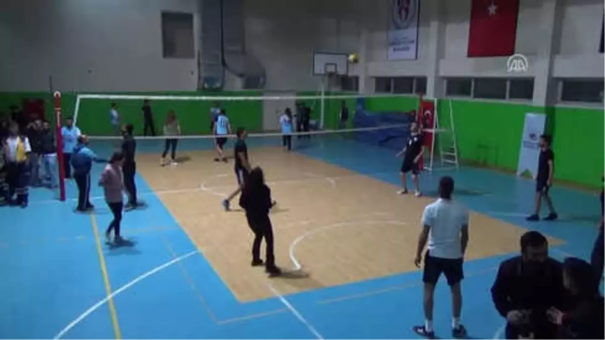 Yüksekova Voleybol Turnuvasında Şampiyon Belli Oldu