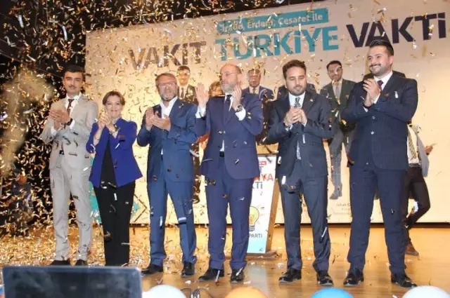 Kütahya AK Parti Milletvekili Adaylarını Tanıttı Kütahya AK Parti Milletvekili Adaylarını Tanıttı