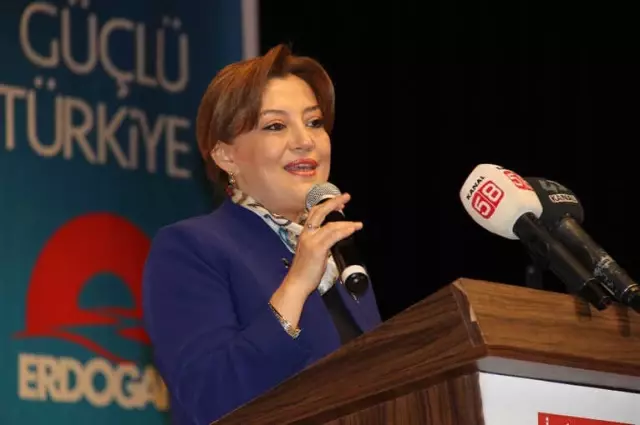 Kütahya AK Parti Milletvekili Adaylarını Tanıttı Kütahya AK Parti Milletvekili Adaylarını Tanıttı