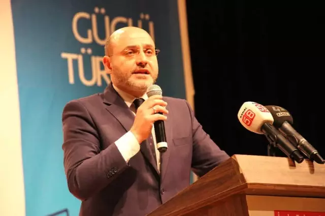 Kütahya AK Parti Milletvekili Adaylarını Tanıttı Kütahya AK Parti Milletvekili Adaylarını Tanıttı