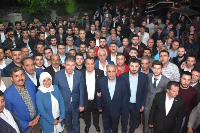 Muş'ta AK Parti Seçim Bürosunun Açılışı Yapıldı Muş'ta AK Parti Seçim Bürosunun Açılışı Yapıldı
