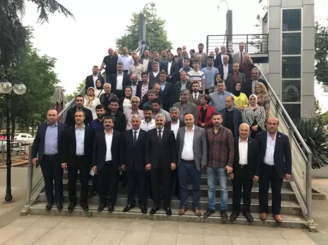 AK Parti Trabzon Milletvekilleri Günnar ve Cora Seçim Çalışmalarını Sürdürdü AK Parti Trabzon Milletvekilleri Günnar ve Cora Seçim Çalışmalarını Sürdürdü