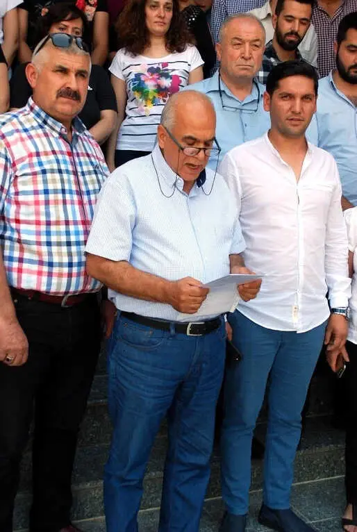 Salihli İyi Parti'de İstifa Şoku Salihli İyi Parti'de İstifa Şoku