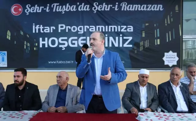 15 Temmuz Şehitler Parkında İftar Keyfi 15 Temmuz Şehitler Parkında İftar Keyfi