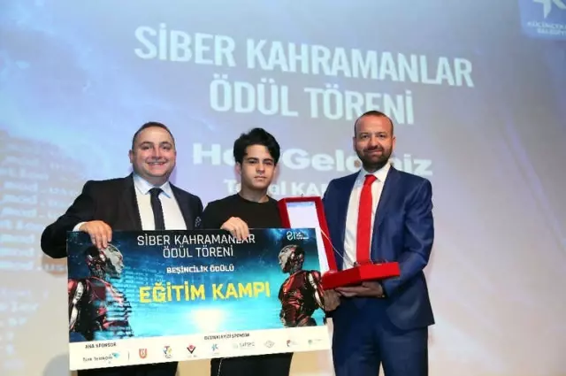 Genç Siber Kahramanlar Ödüllendirildi