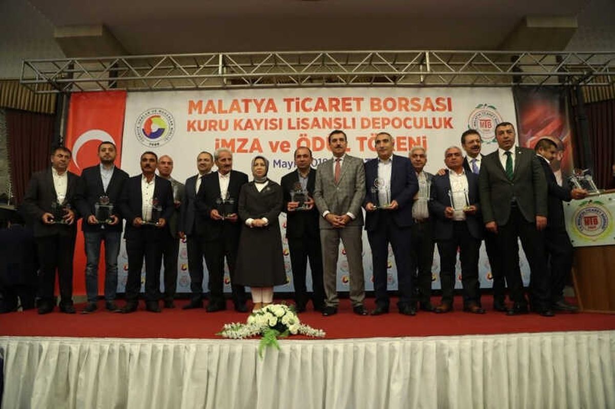 Kuru Kayısı Lisanslı Depoculukta İmzalar Atıldı