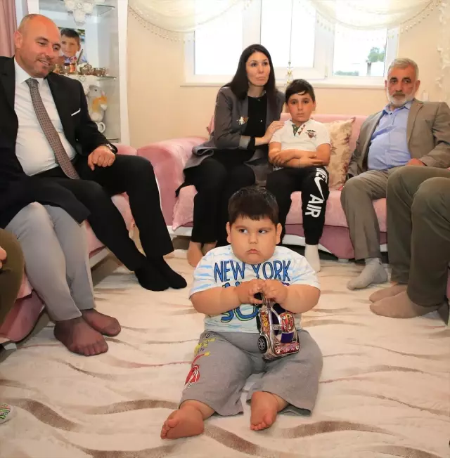 Yağız Bebek 6 Ayda 11 Kilo Verdi haberi fotografı, fotografları