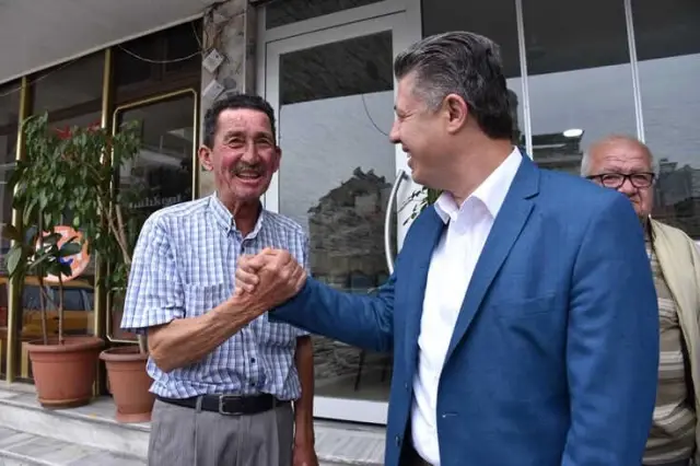 AK Parti'nin Adayı Özkan Çalışmalarını Demirci'de Sürdürdü