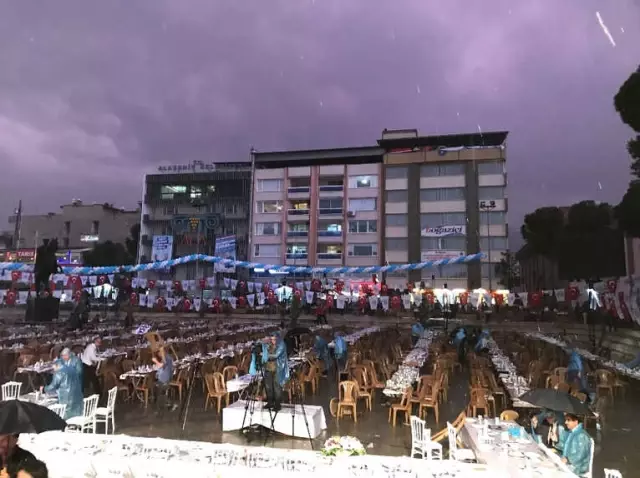 Bakan Eroğlu'nun Katıldığı Törende Yağmur Sürprizi
