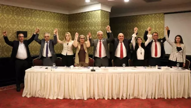 CHP Sakarya'nın Milletvekili Adaylarının Tanıtım Toplantısı Gerçekleştirildi CHP Sakarya'nın Milletvekili Adaylarının Tanıtım Toplantısı Gerçekleştirildi