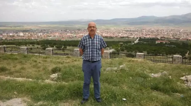 Emirdağlı Şair Ulvi Yürük'ten 'Emirdağ Şiirleri Antolojisi'