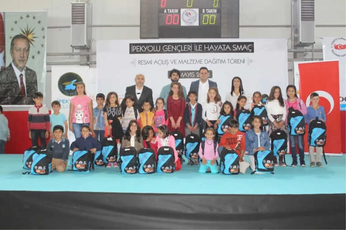 Hayata Smaç' Projesiyle 2 Bin Öğrenci Sporla Tanıştı