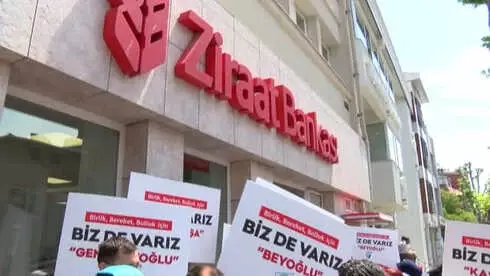 Beyoğlu Erdoğan'ın Seçim Kampanyasına Destek Verdi Beyoğlu Erdoğan'ın Seçim Kampanyasına Destek Verdi