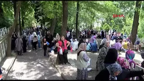 Lgs Öncesi Zuhuratbaba ve Eyüp Sultan'a Koştular Lgs Öncesi Zuhuratbaba ve Eyüp Sultan'a Koştular