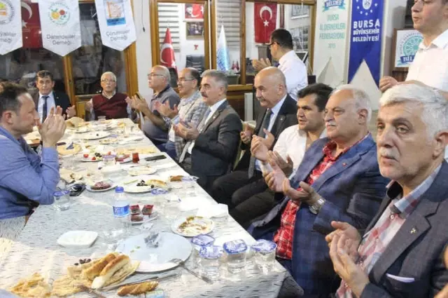 MHP Genel Sekreteri İsmet Büyükataman Seçimlerin Neden Erkene Alındığını Açıkladı MHP Genel Sekreteri İsmet Büyükataman Seçimlerin Neden Erkene Alındığını Açıkladı