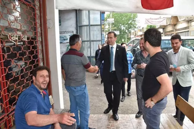 AK Parti Milletvekilleri Seçim Gezilerini Sürdürüyor AK Parti Milletvekilleri Seçim Gezilerini Sürdürüyor