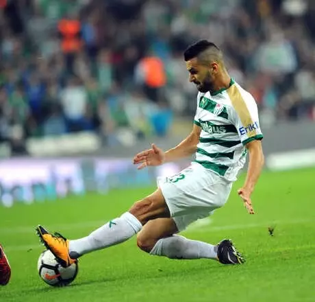 Aziz Behich, Dünya Kupası'nda Ter Dökecek Aziz Behich, Dünya Kupası'nda Ter Dökecek