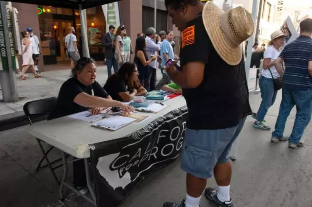 California'da Seçim Heyecanı California'da Seçim Heyecanı